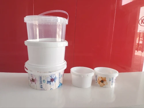 pot en plastique 500gr