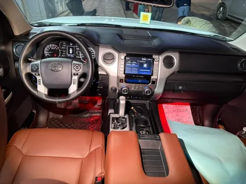 Toyota Tundra v8 5.7l 2021 SR5