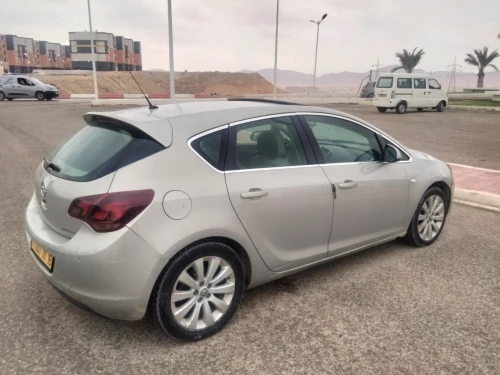 Opel Astra 2011 Astra