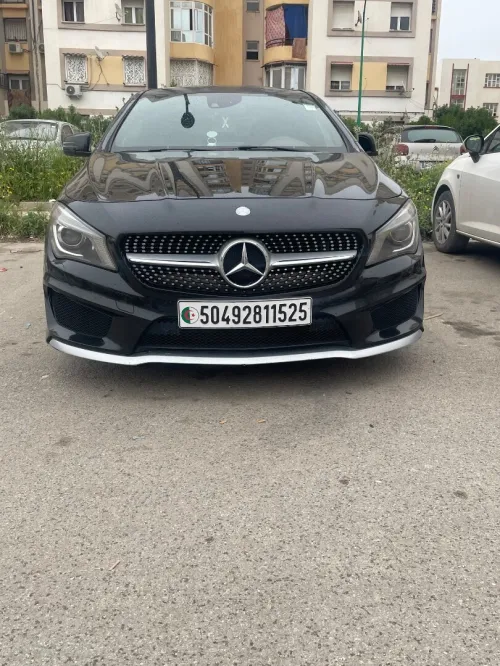 Mercedes CLA 2015 Coupé Exclusif + AMG 