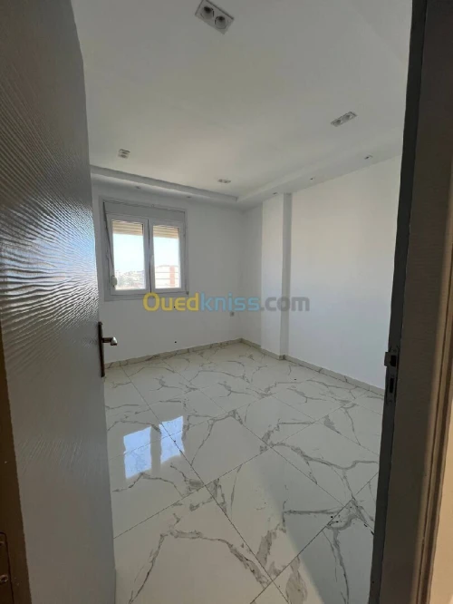 Location Appartement F3 Alger Douera