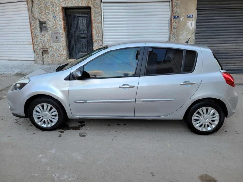Renault Clio 3 2012 Night and Day