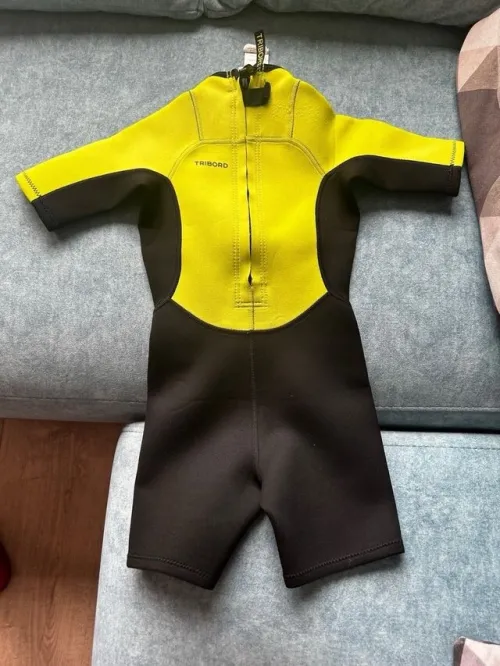 Shorty de natation et plongée ( chasse)et surfpour les enfants et les adultes male et femme