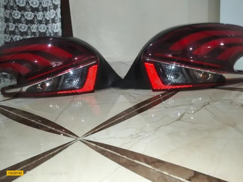 Feux arrière Peugeot 208 led