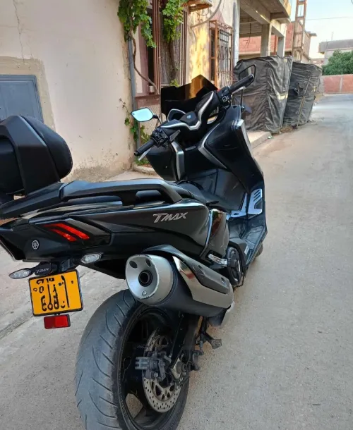 Yahmaha Tmax Dx 2017