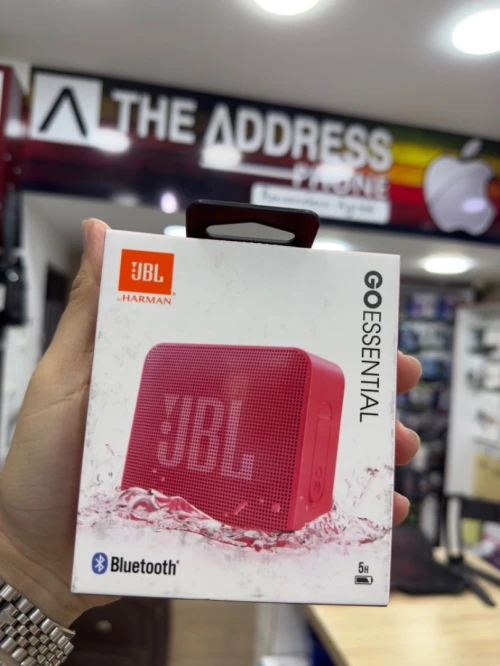 enceinte Bluetooth JBL GO Essential petite