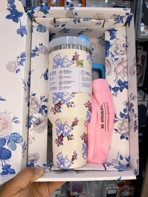 Gobelet Stanley x LoveShackFancy Édition Limitée