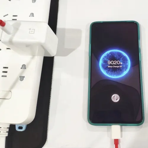 Chargeur one plus 65W