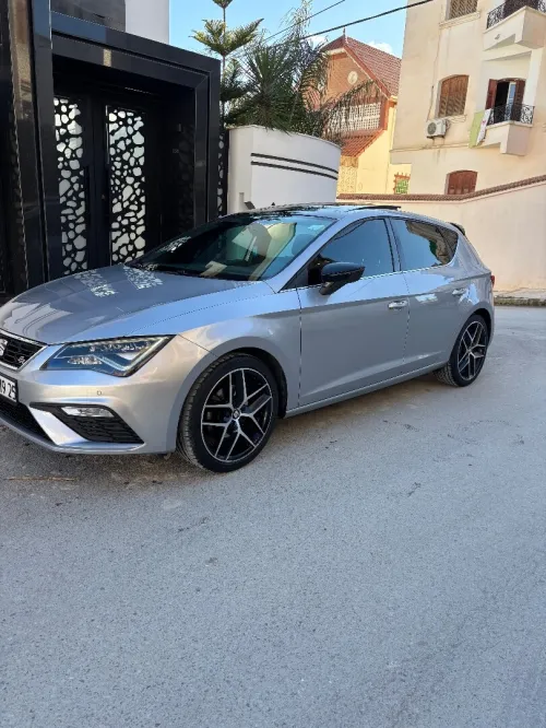 Seat Leon 2019 beats