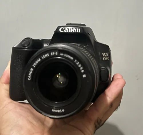 Camera canon 250 d