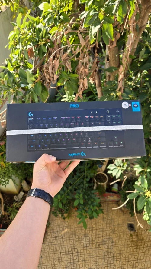 Logitech G Pro Clavier Gaming Mécanique RGB Tenkeyless pour Esport