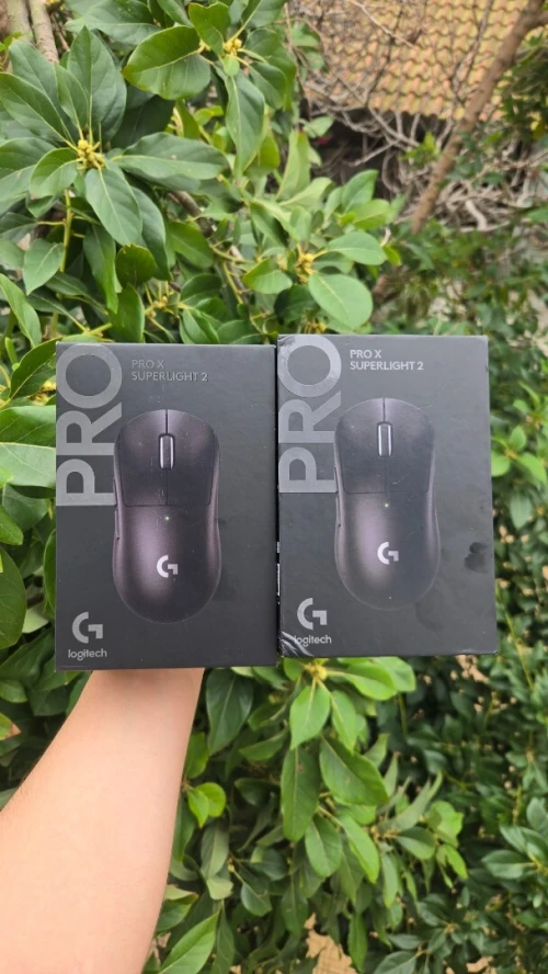 Logitech G Pro X Superlight 2  Souris pro gaming HERO 2