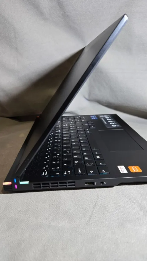 Erazer major x10 i7 12700h intel arc 730m 12gbvram 16gb ddr5 1tb ssd ecran 2k ips 166hz