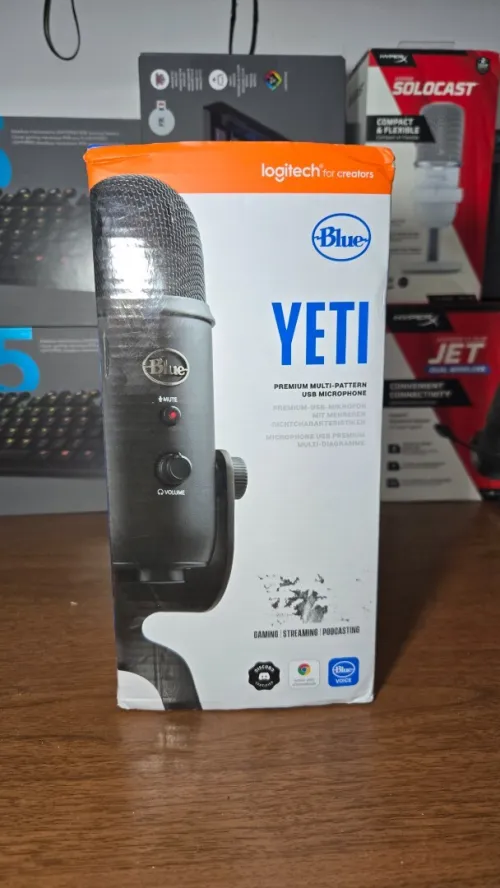 Microphone logitech Blue Yeti  Qualité Pro pour Streaming & Podcast