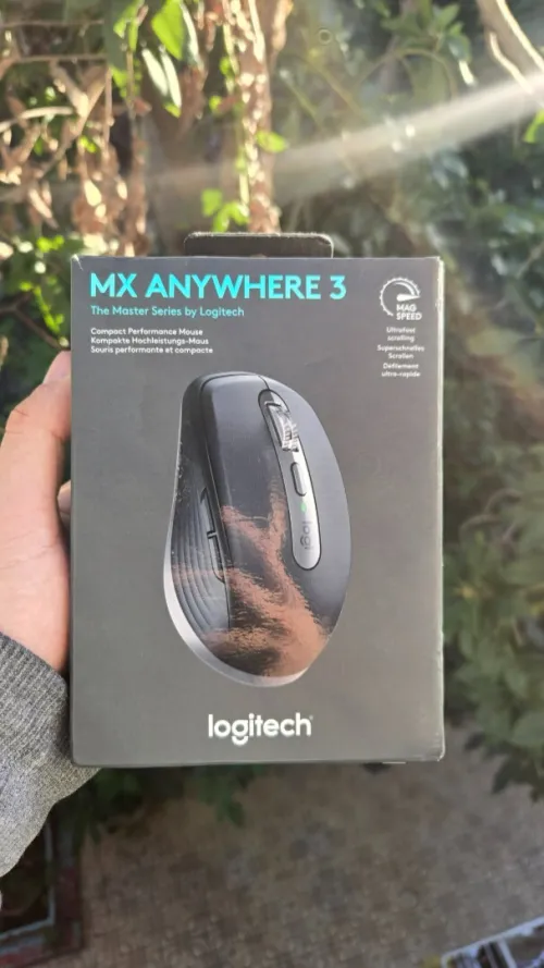 Logitech MX Anywhere 3  Souris Bluetooth / USB-C Ultra Polyvalente