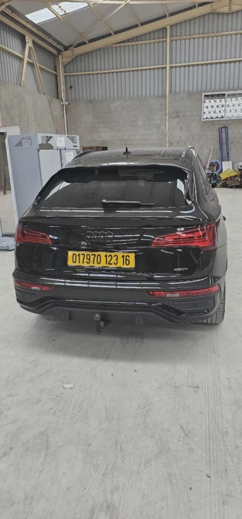 Audi Q5 2023 Black black