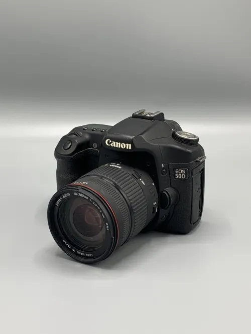Canon 50D avec objectif sigma 18-200