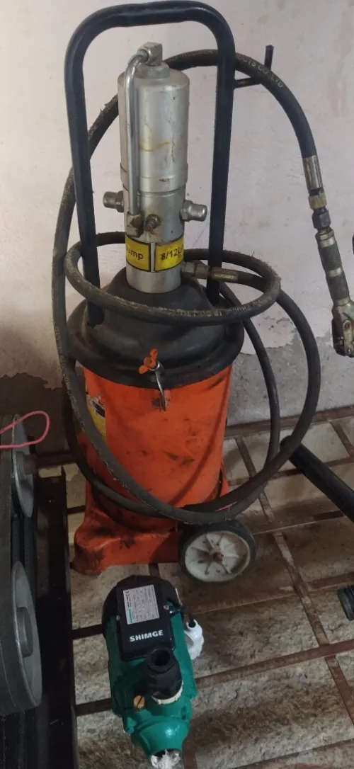 Equipments de lavage graissage lifting