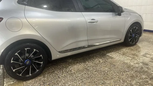 Renault Clio 5 2022 Bisnesse