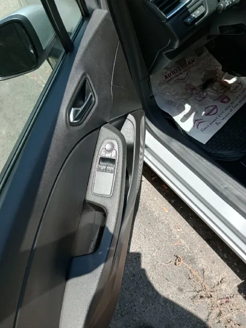 Renault Clio 5 2022 Bisnesse