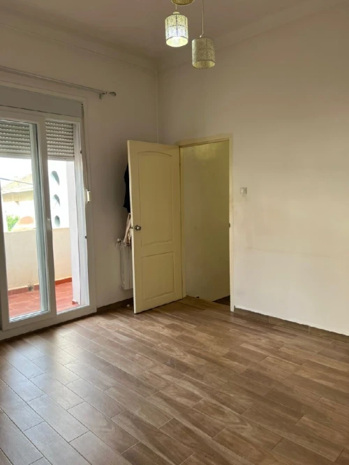 Location Appartement Niveau de villa F4 Alger Hussein dey