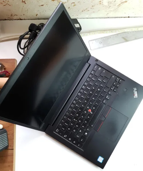 LENOVO THINKPAD i7 E490