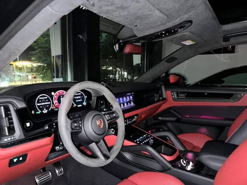 Porsche Cayanne GTS 2025 GTS v8