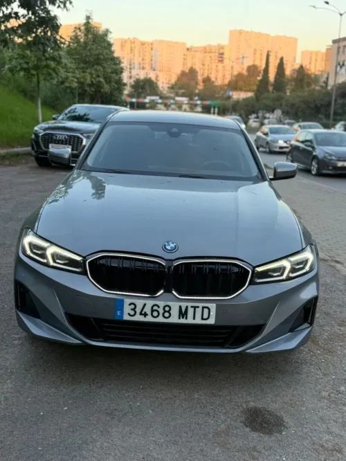 BMW Série 3 2023 320