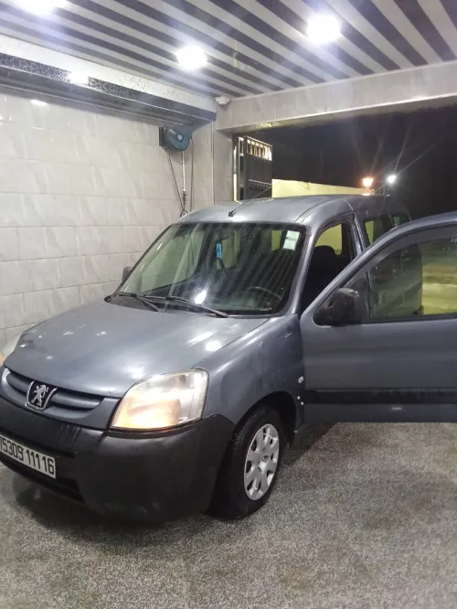 Peugeot Bartner 2011 Alger