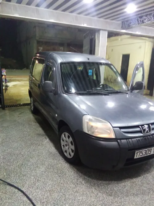 Peugeot Bartner 2011 Alger