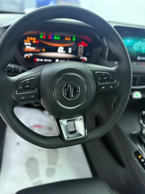 MG 5 2026 LuxUry