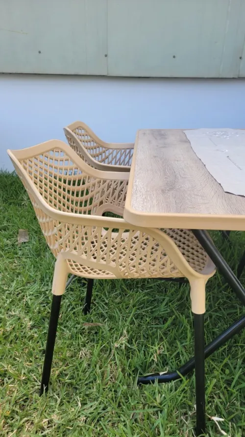 Table chaise كراسي و طاولات 