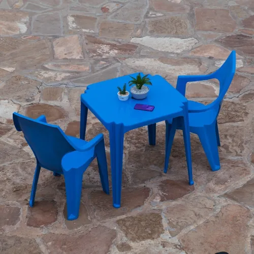Table chaise كراسي و طاولات 