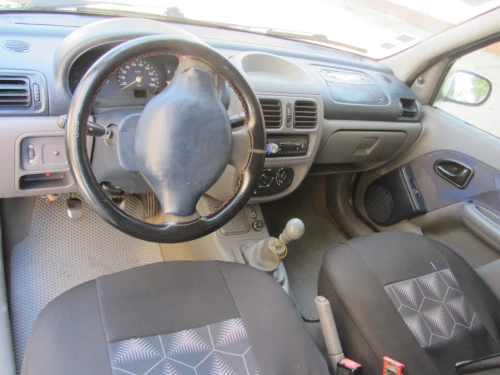 Renault Clio 2 1999 Confort