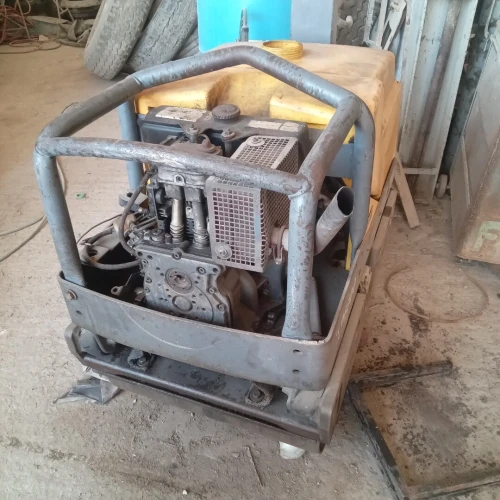 Compacteur dynapac 75