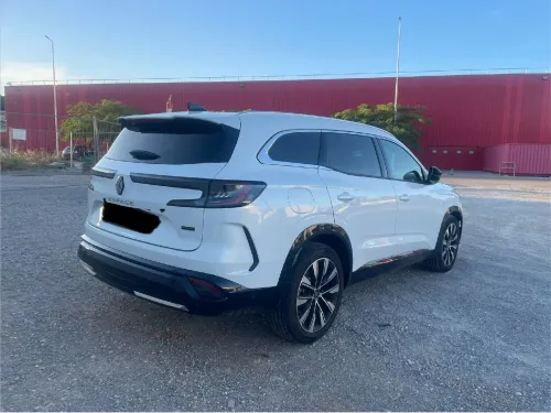 Renault Espace 2025 E-TECH