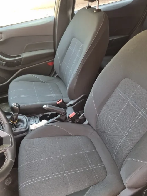Ford Fiesta 2021 City