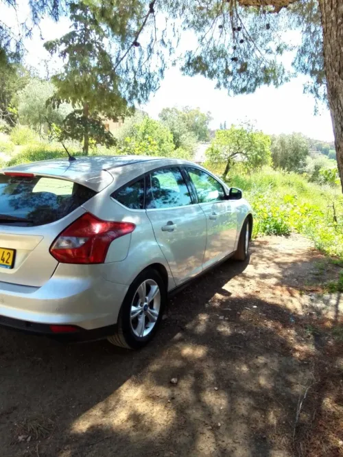 Ford Focus 5 portes 2012 Focus 5 portes