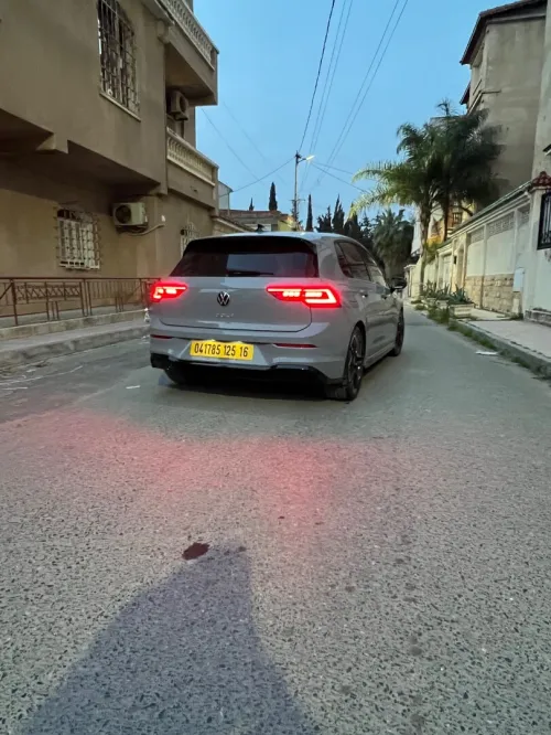Volkswagen Golf 8 2025 R line