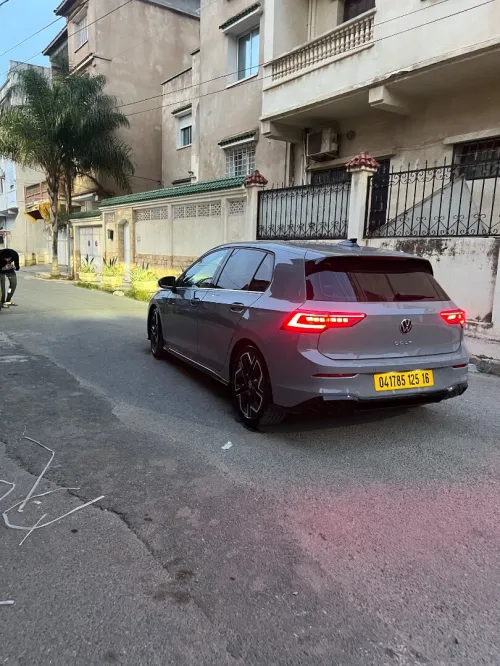 Volkswagen Golf 8 2025 R line