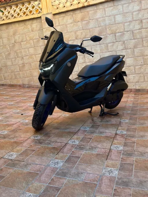 Yamaha Nmax 2025