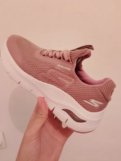 Sketchers Kaba England