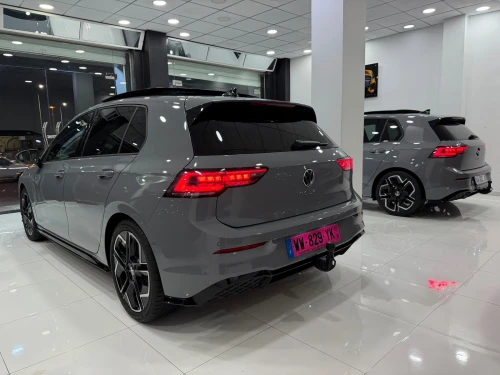 Volkswagen Golf 8 2025 Pro R-line
