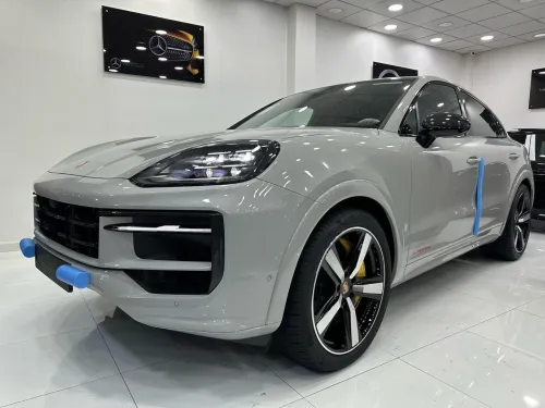 Porsche Cayenne 2025 Coupé ful carbon