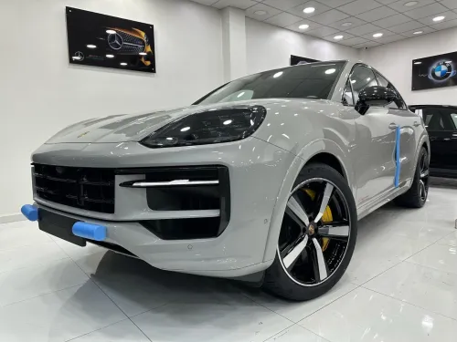 Porsche Cayenne 2025 Coupé ful carbon