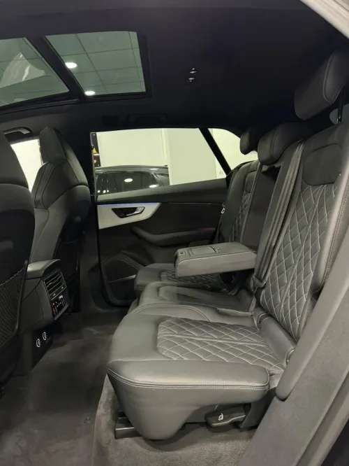 Audi Q8 2019 SLINE