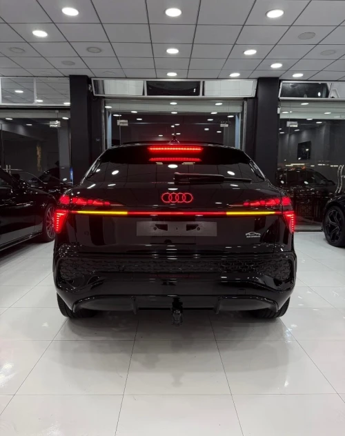 Audi Q3 2026 SLINE