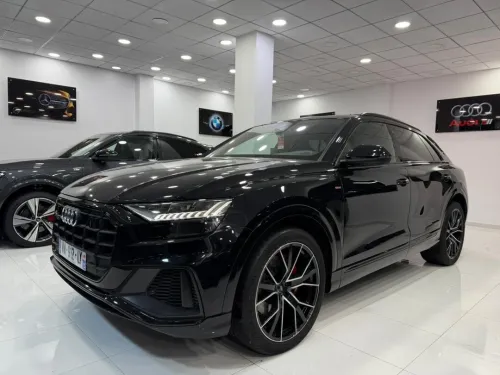 Audi Q8 2019 SLINE