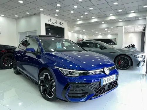 Volkswagen Golf 8 2025 Pro R-line