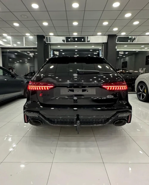 Audi RS6 Avante  2025 Performance